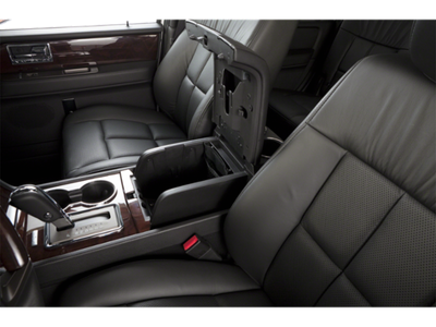 2013 Lincoln Navigator Base