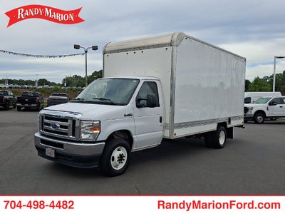 2023 Ford E-450SD Base DRW