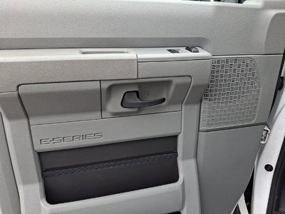 2023 Ford E-450SD Base DRW