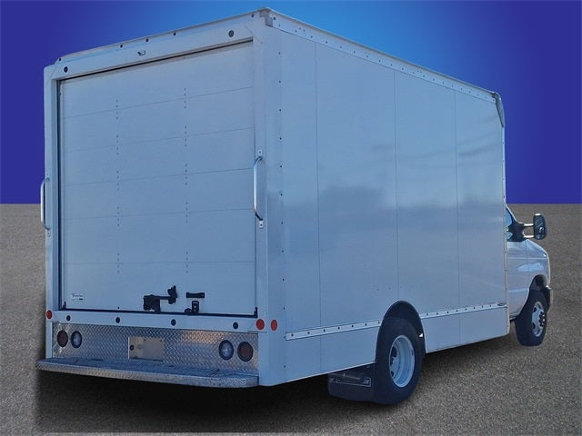 2024 Ford E-450SD 14' BOX TRUCK DRW