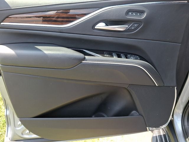 2023 Cadillac Escalade ESV Premium