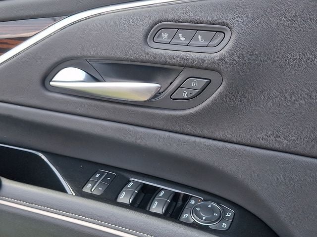 2023 Cadillac Escalade ESV Premium