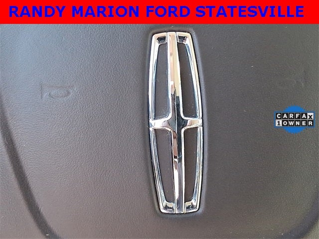 2019 Lincoln Nautilus Black Label