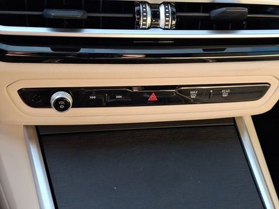 2024 BMW 3 Series 330i