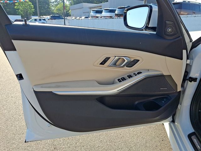 2024 BMW 3 Series 330i