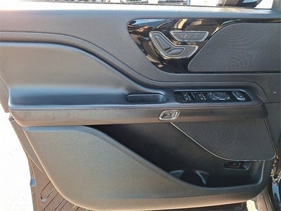 2023 Lincoln Aviator Standard