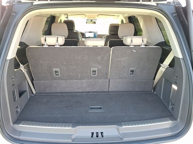 2024 Lincoln Navigator Premiere