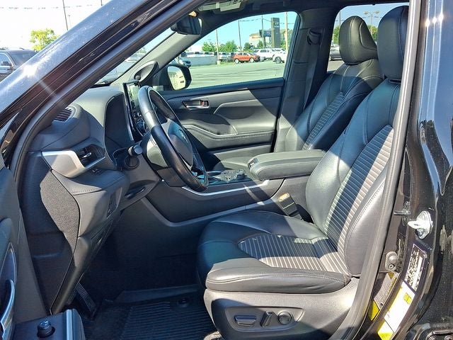 2022 Toyota Highlander XSE