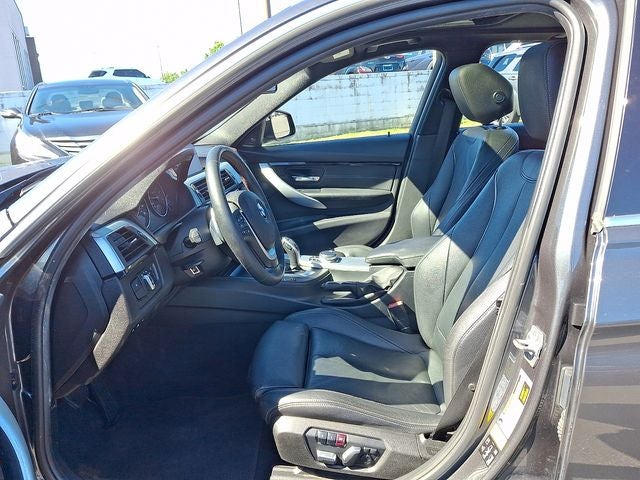 2017 BMW 3 Series 330i xDrive