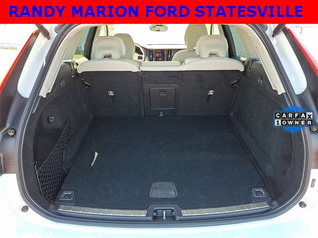 2023 Volvo XC60 B6 Ultimate Bright Theme