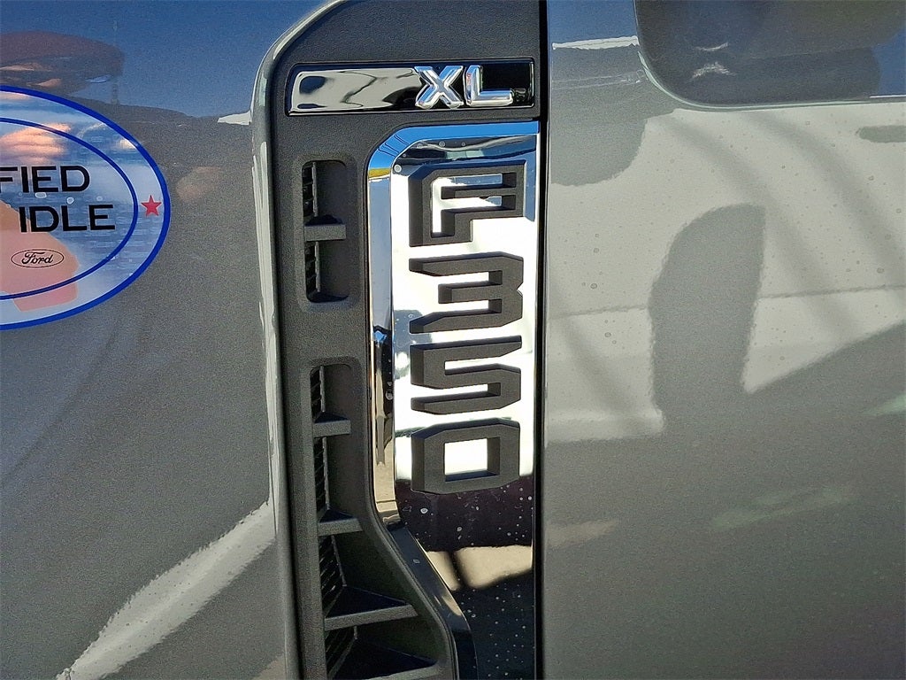 2026 Ford F-350SD XL DRW