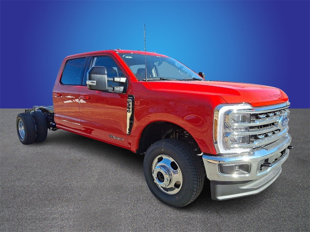 2026 Ford F-350SD Lariat DRW