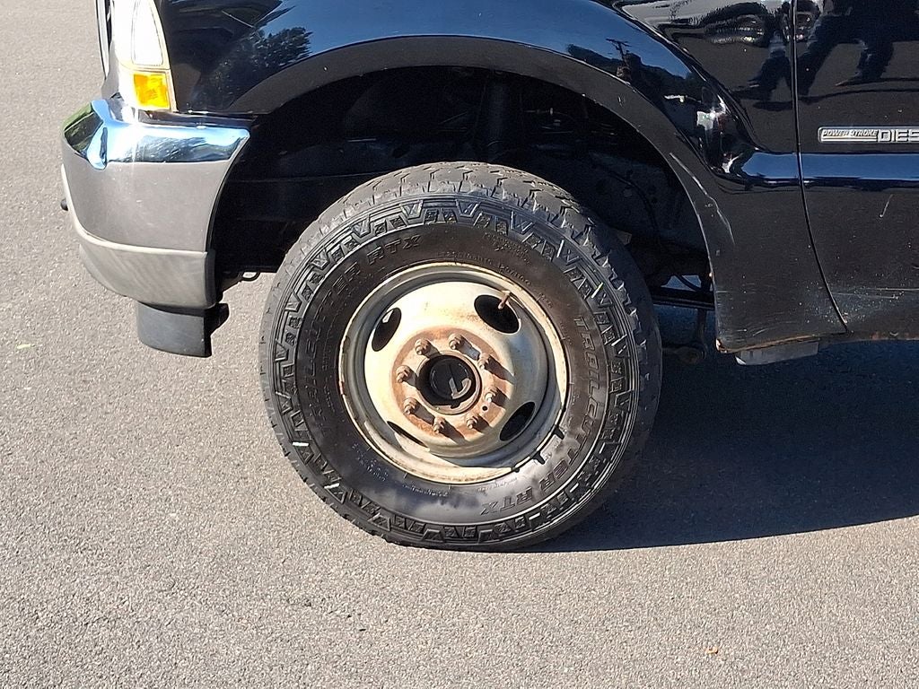 2002 Ford F-350SD Lariat 162 WB