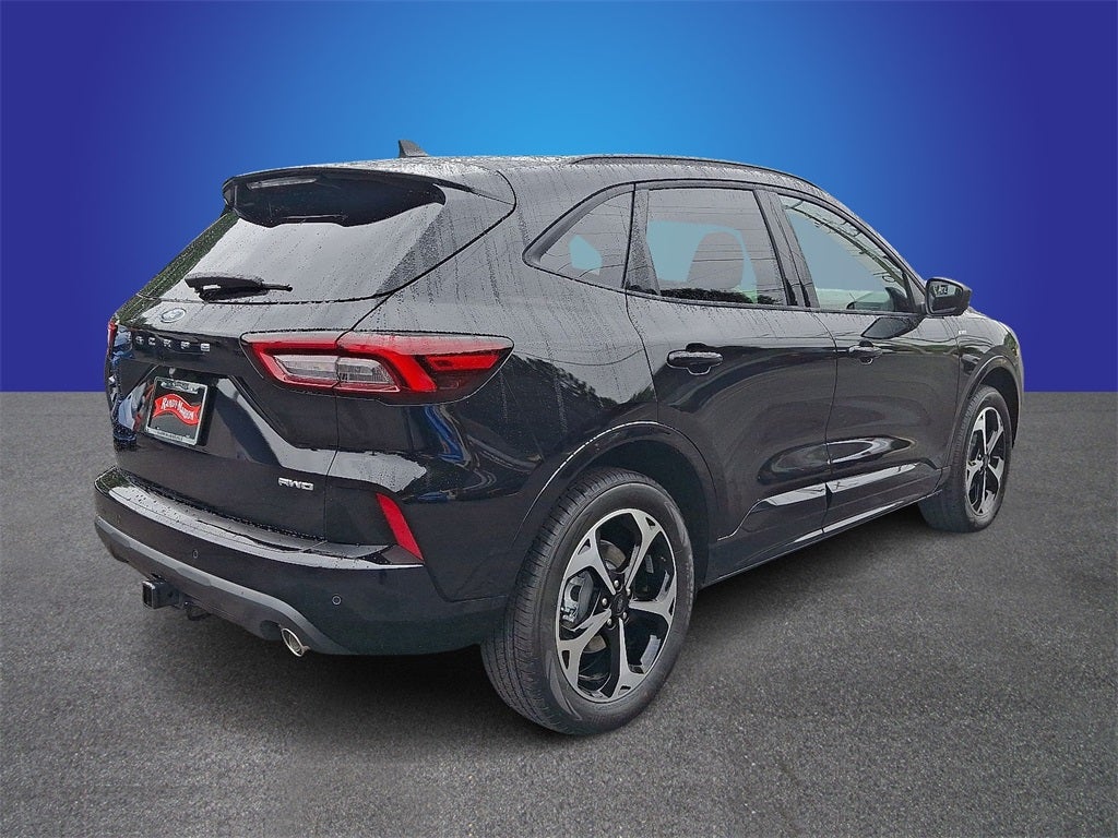2025 Ford Escape ST-Line Elite