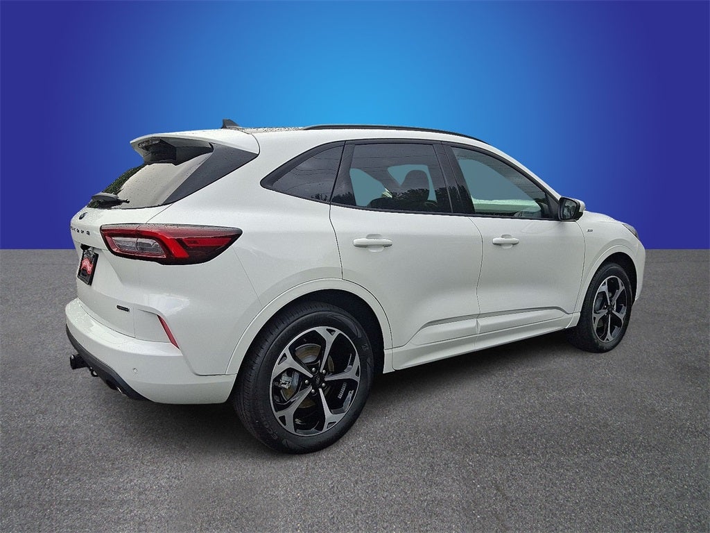 2025 Ford Escape Hybrid ST-Line Elite