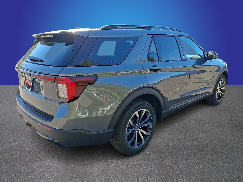 2027 Ford Explorer ST-Line