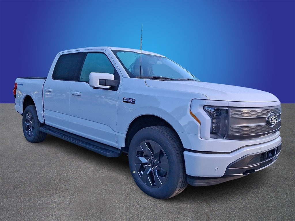 2025 Ford F-150 Lightning Lariat