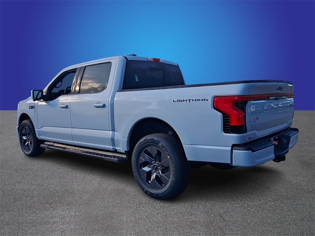 2025 Ford F-150 Lightning Lariat
