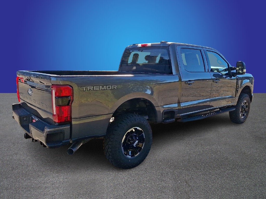 2027 Ford F-250SD XLT