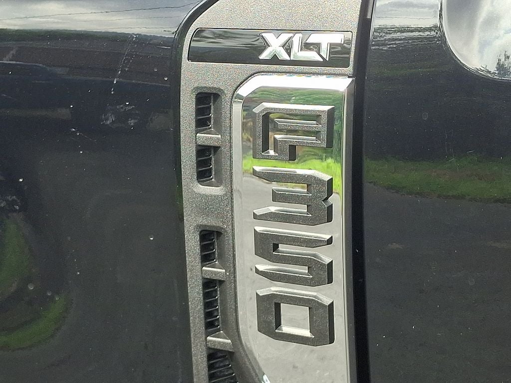 2026 Ford F-350SD XLT DRW