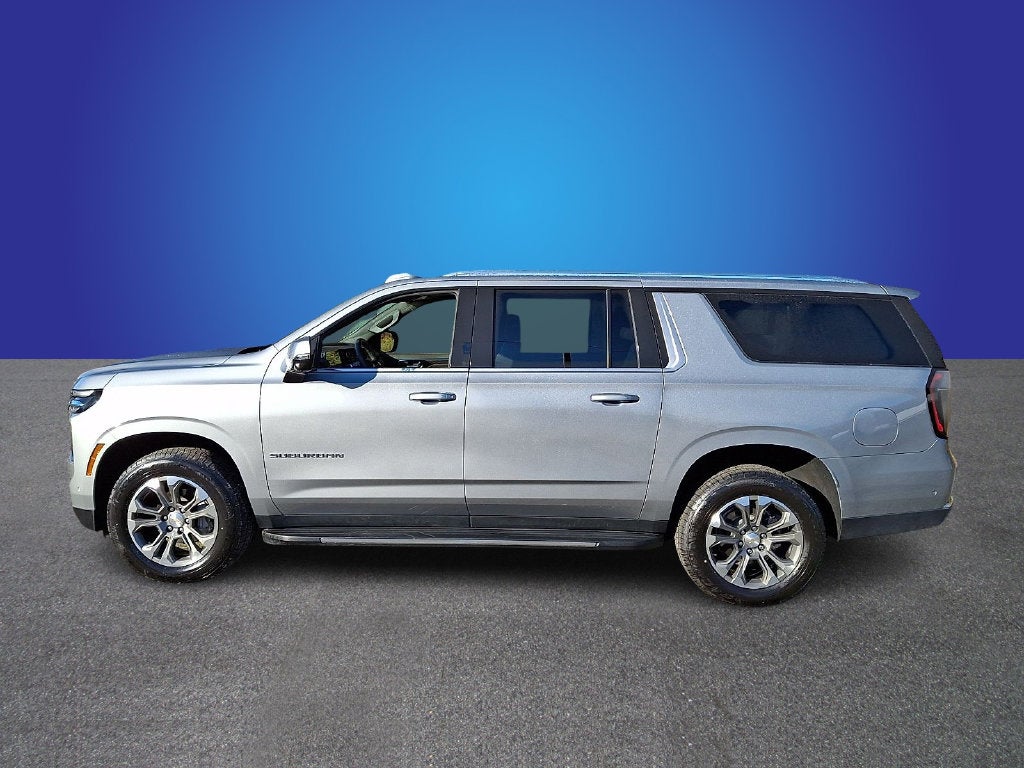 2025 Chevrolet Suburban LT