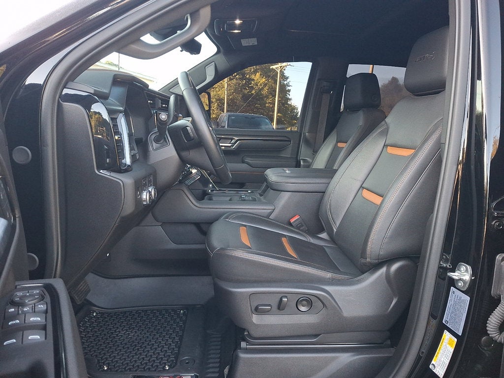 2025 GMC Sierra 2500HD AT4