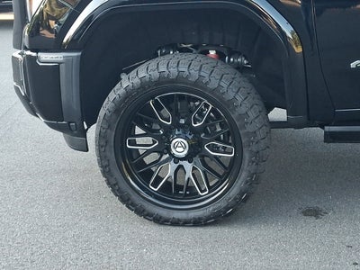 2025 GMC Sierra 2500HD AT4