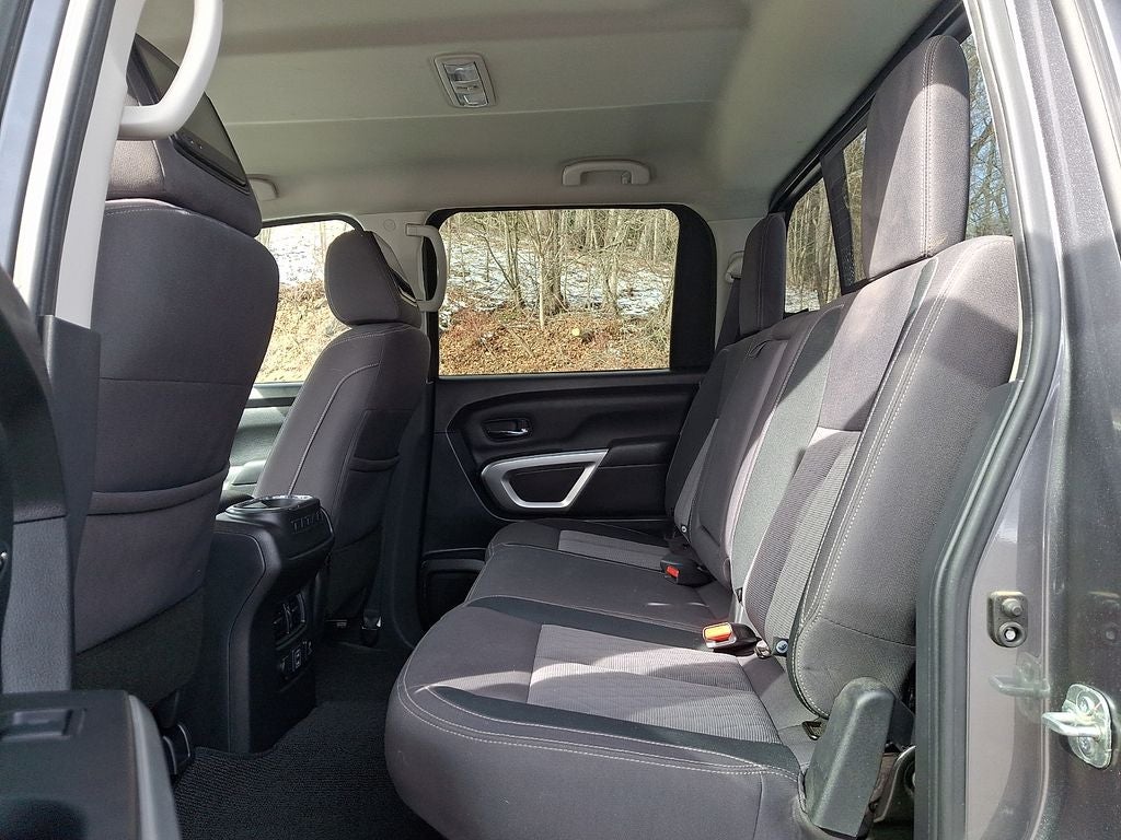 2021 Nissan Titan SV