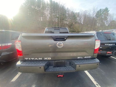 2016 Nissan Titan XD SL