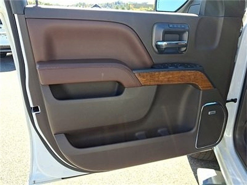 2016 Chevrolet Silverado 1500 High Country