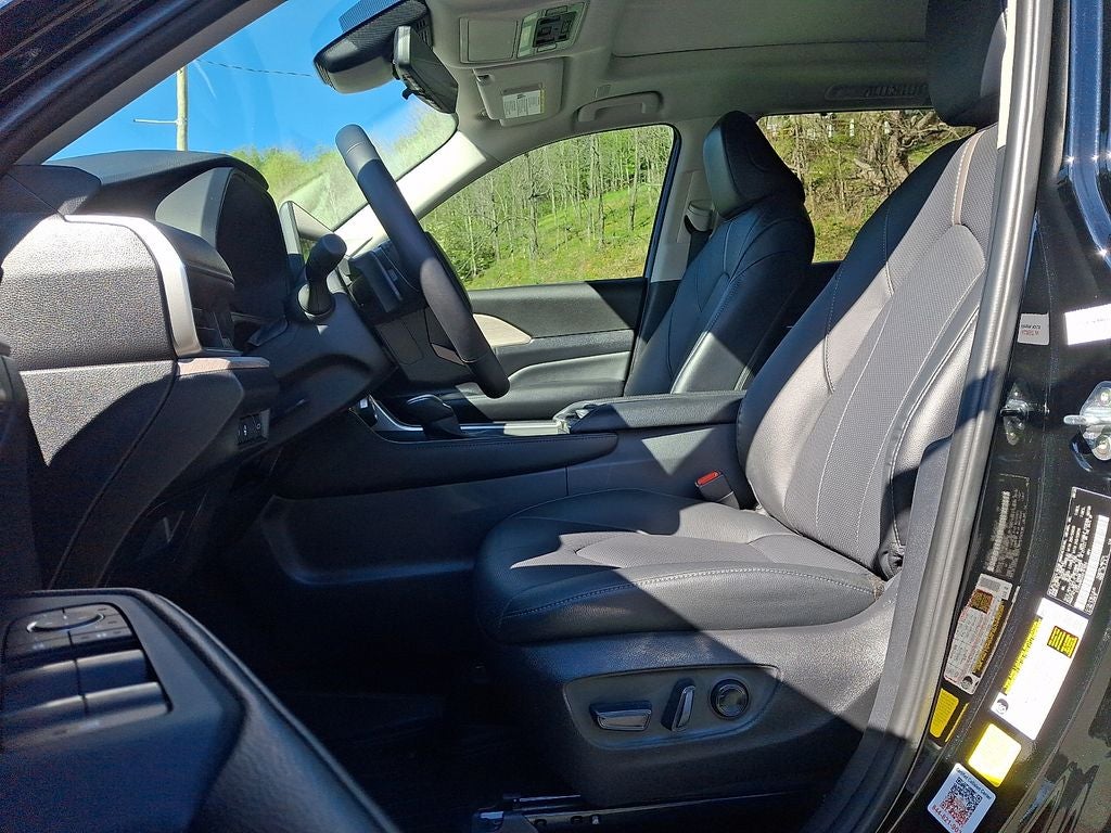 2025 Toyota Grand Highlander Platinum