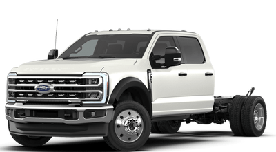2026 Ford Chassis Cab F-450® LARIAT®