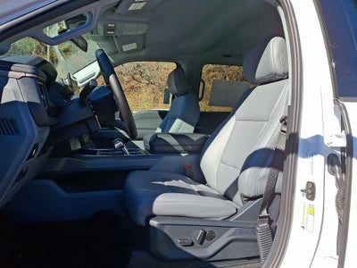 2025 Ford F-150 Lightning Flash™