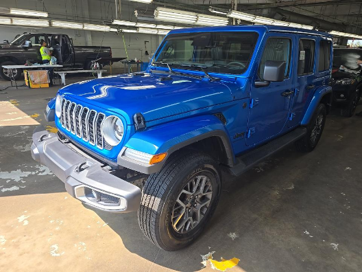 2026 Jeep Wrangler 4-Door Sahara 4x4