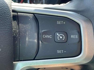 2022 RAM 1500 Big Horn Crew Cab 4x2 5'7' Box