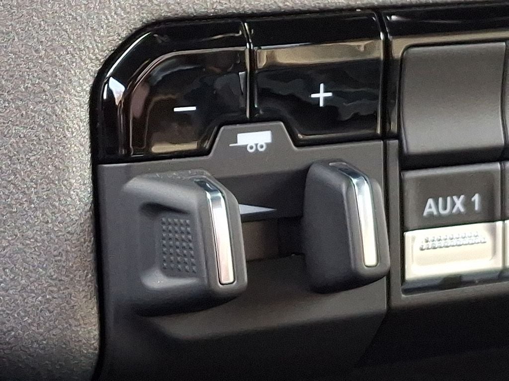 2024 RAM 2500 Tradesman Regular Cab 4x4 8' Box