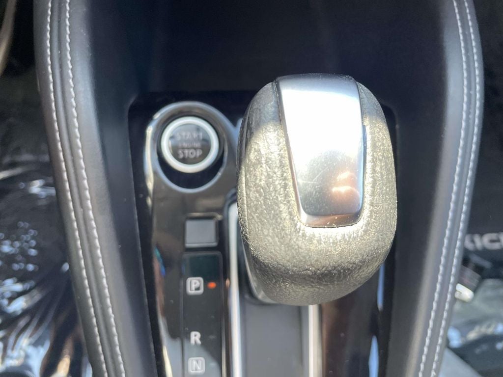 2019 Nissan Kicks SR