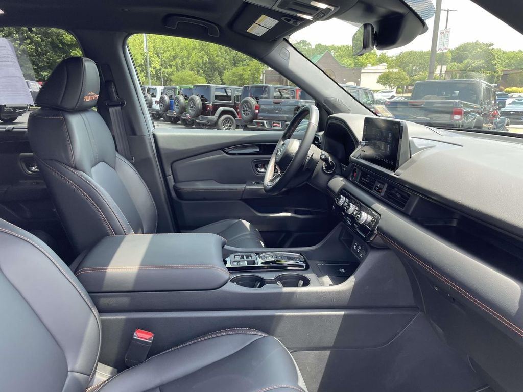 2025 Honda Pilot TrailSport