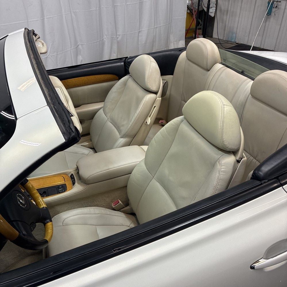 2005 Lexus SC 430