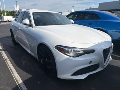 2017 Alfa Romeo Giulia Base