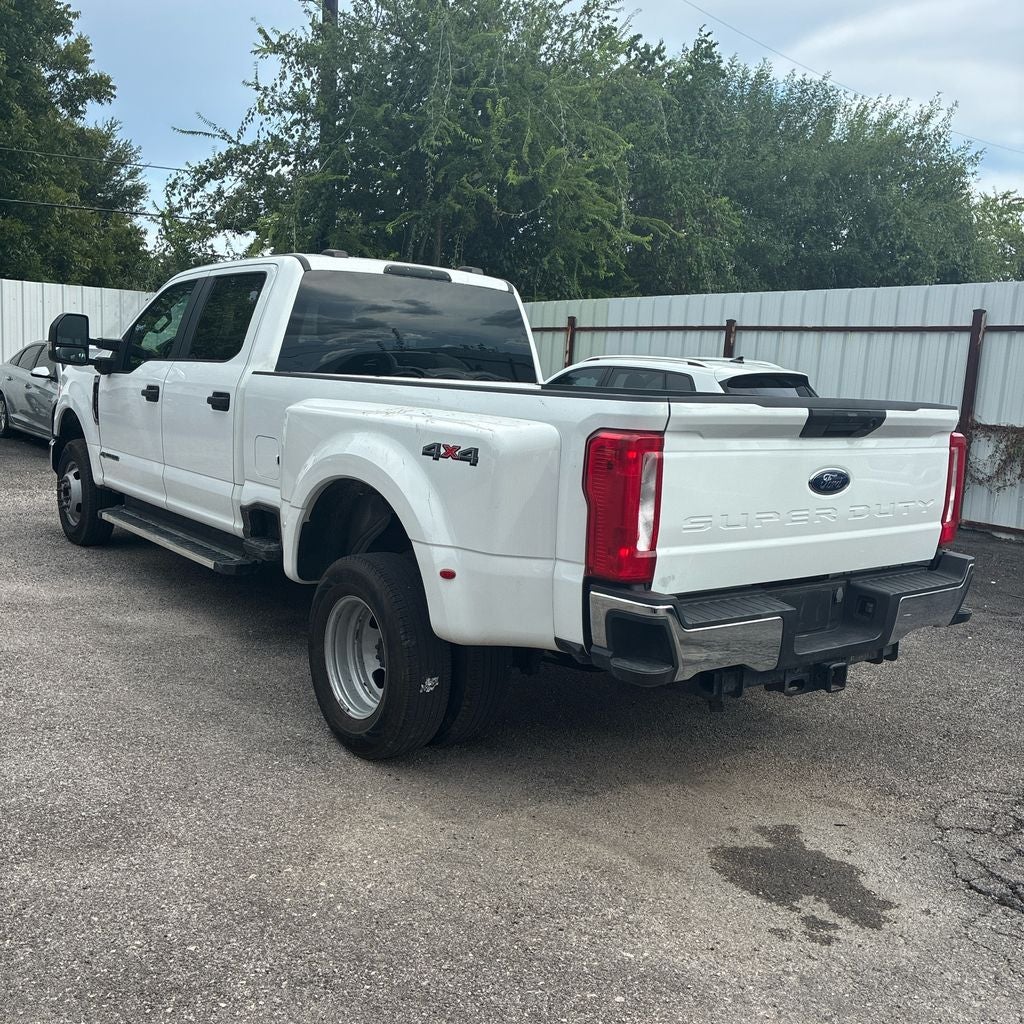 2022 Ford F-350SD XL Dually