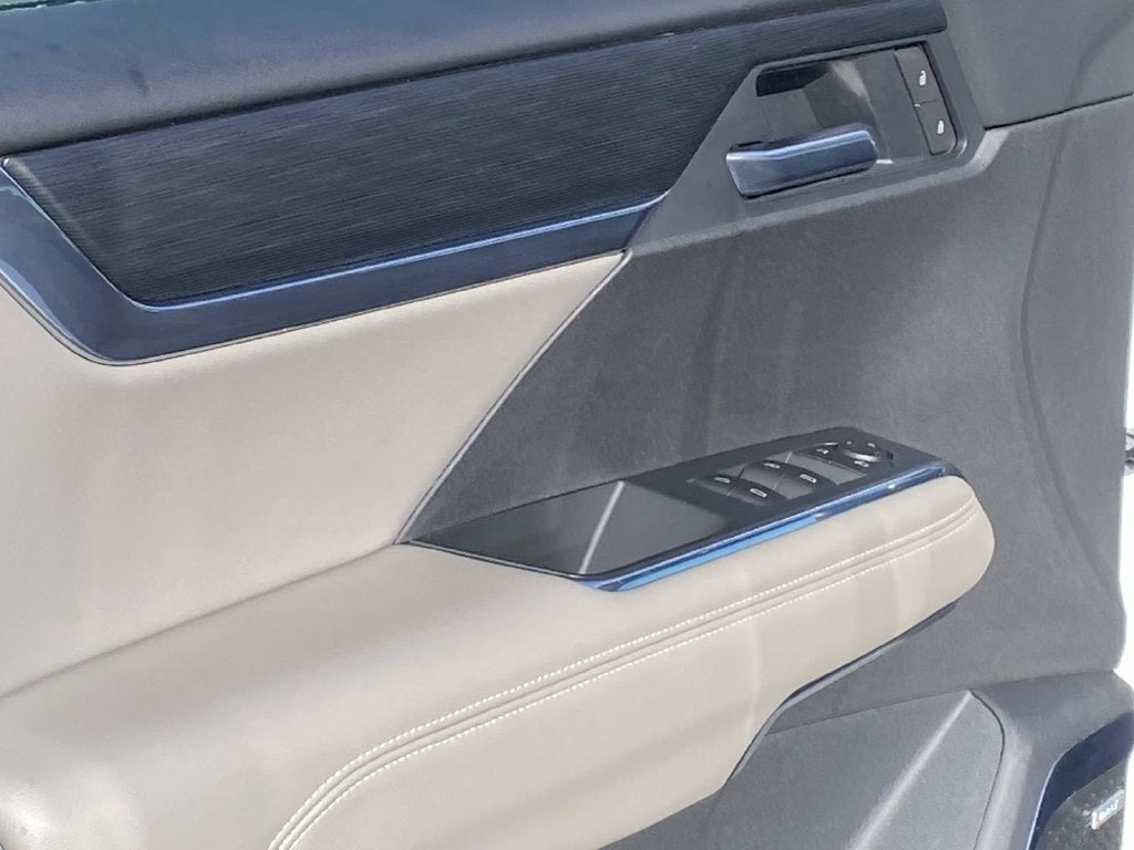 2026 GMC Acadia Elevation Pano Roof * Leather