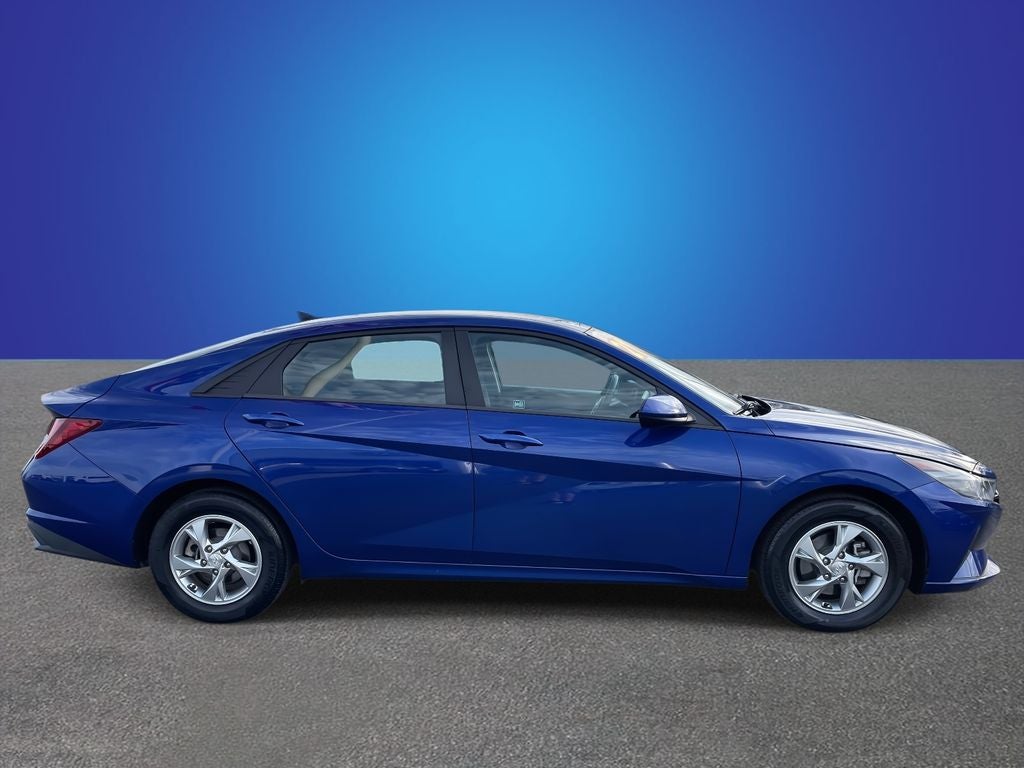 2021 Hyundai Elantra SE