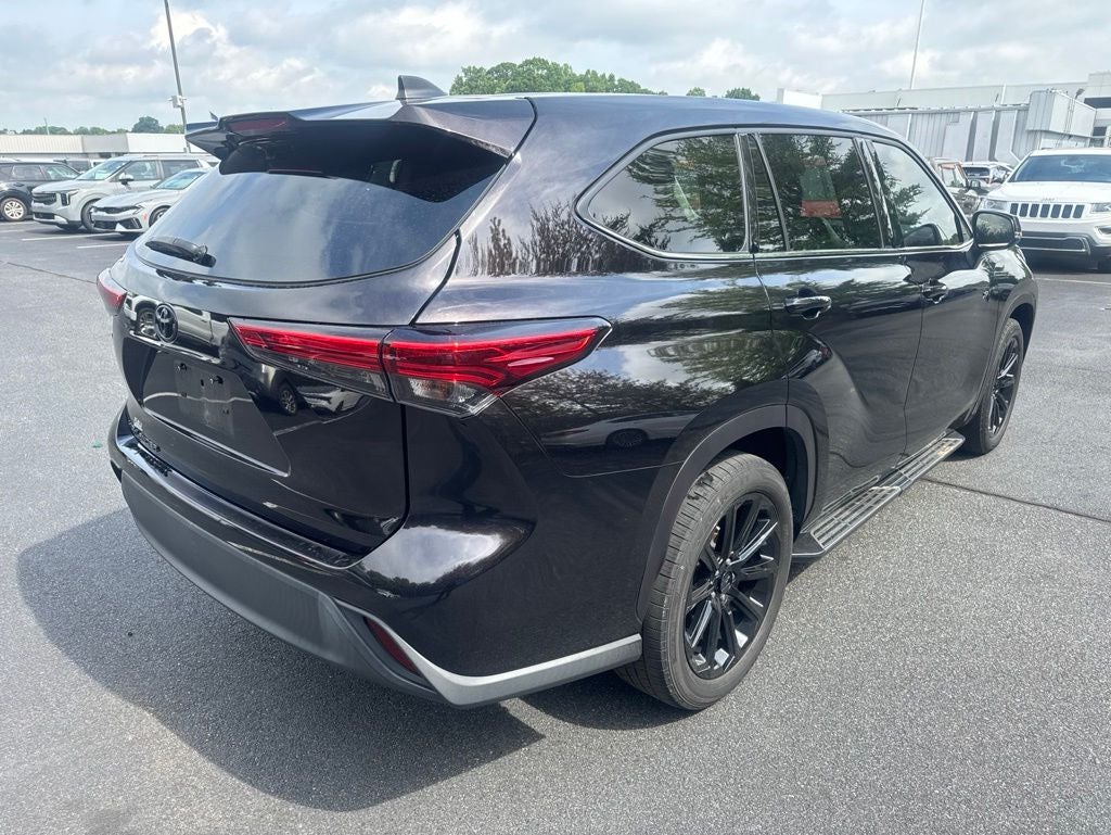 2022 Toyota Highlander L