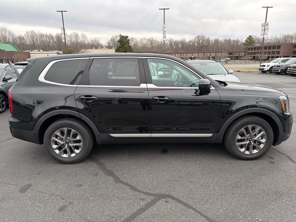 2023 Kia Telluride LX
