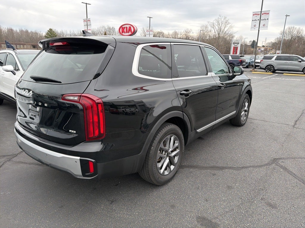 2023 Kia Telluride LX