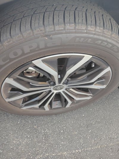 2024 Toyota Crown XLE