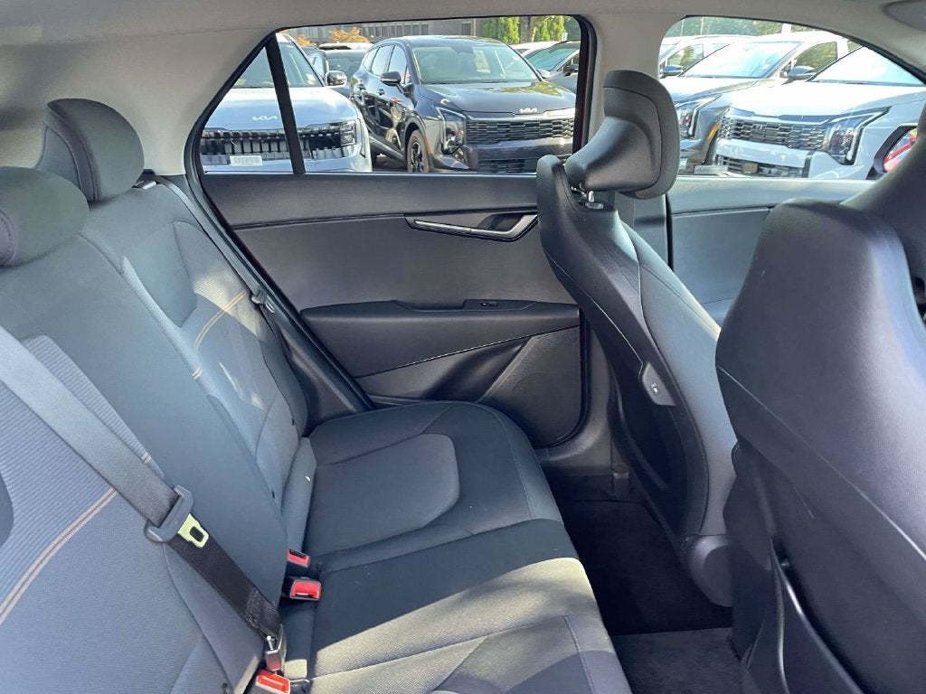 2025 Kia Niro LX