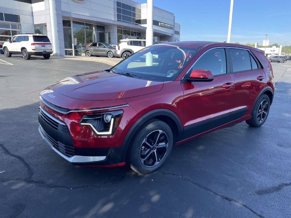 2025 Kia Niro LX