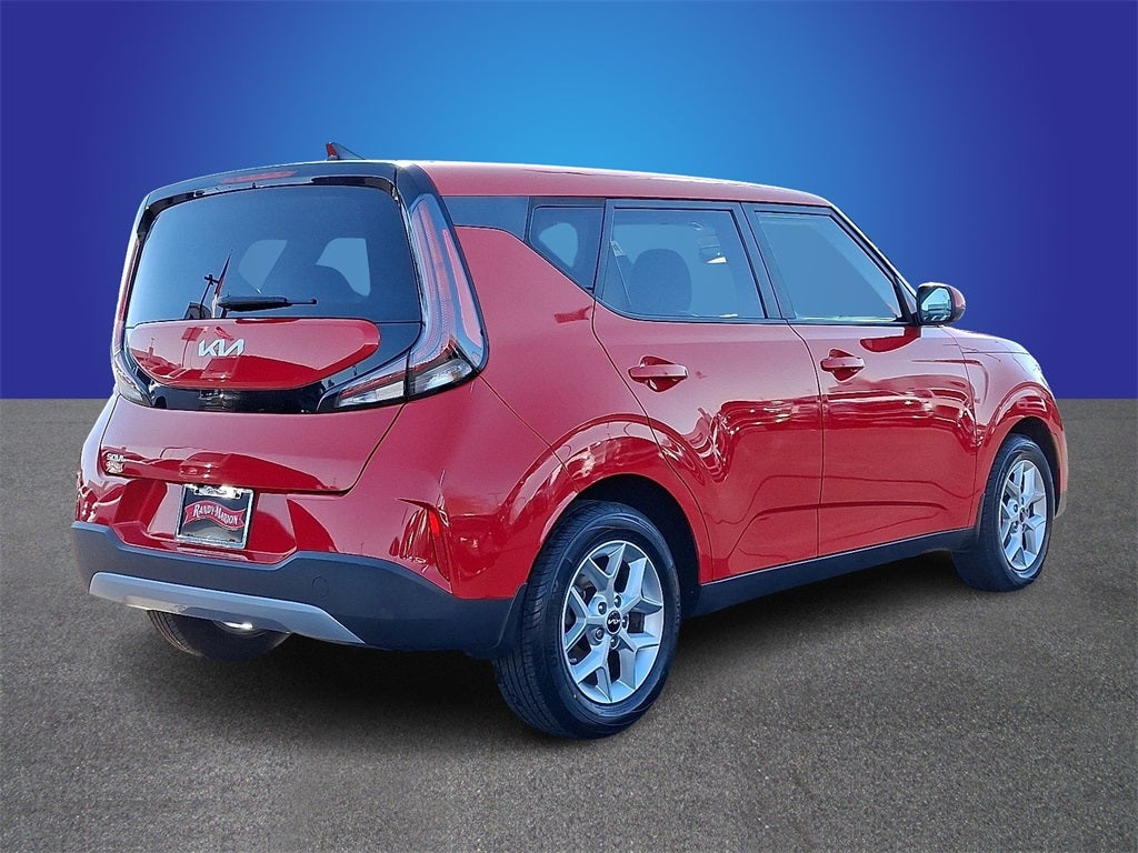 2023 Kia Soul LX